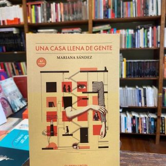 Una Casa Llena De Gente